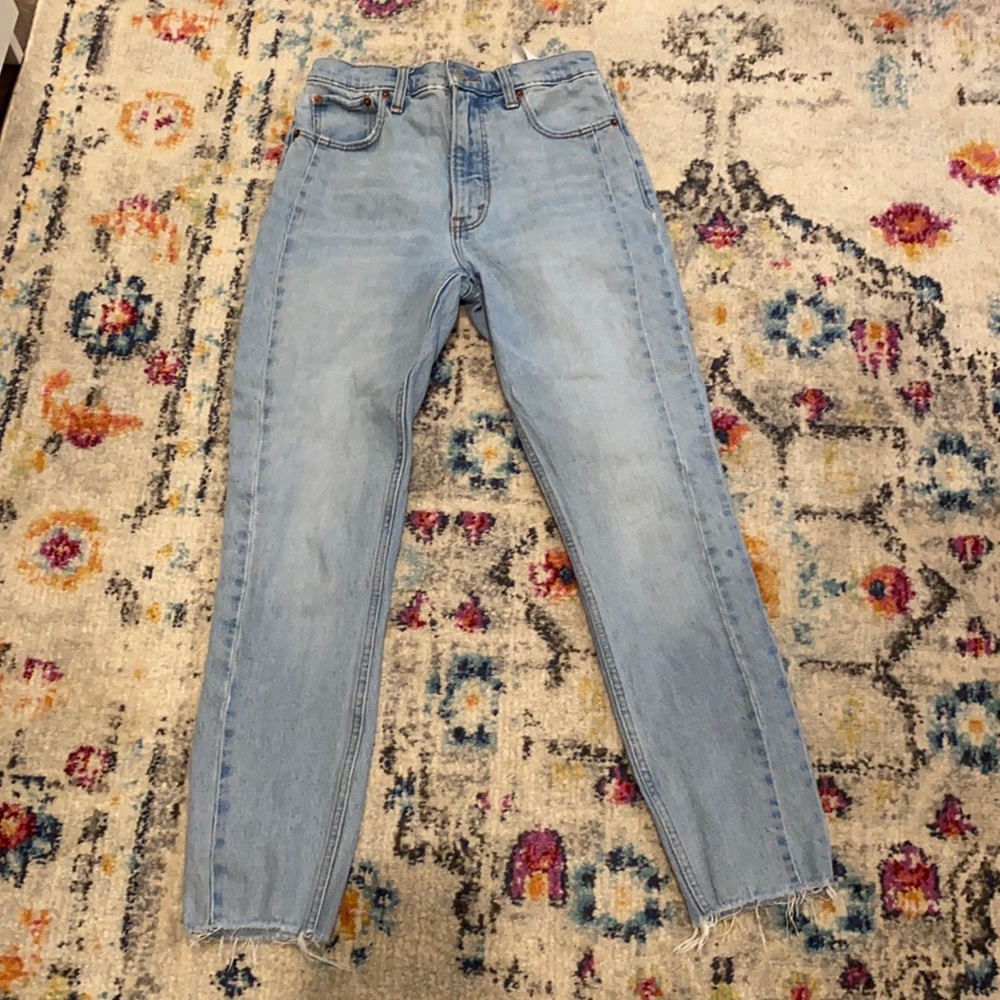 Abercrombie & Fitch - The Skinny High Rise Jean